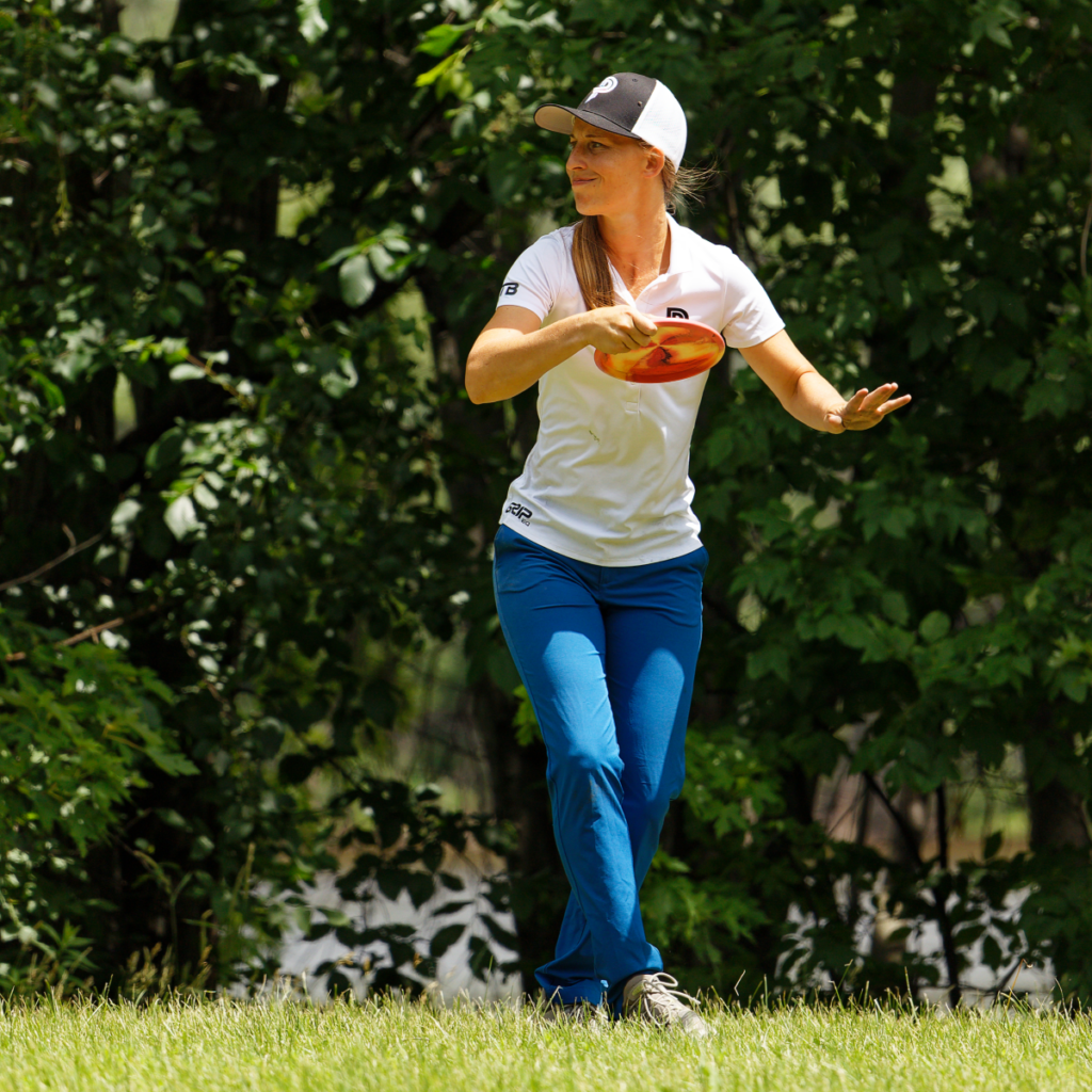 Paige Pierce disc golfing